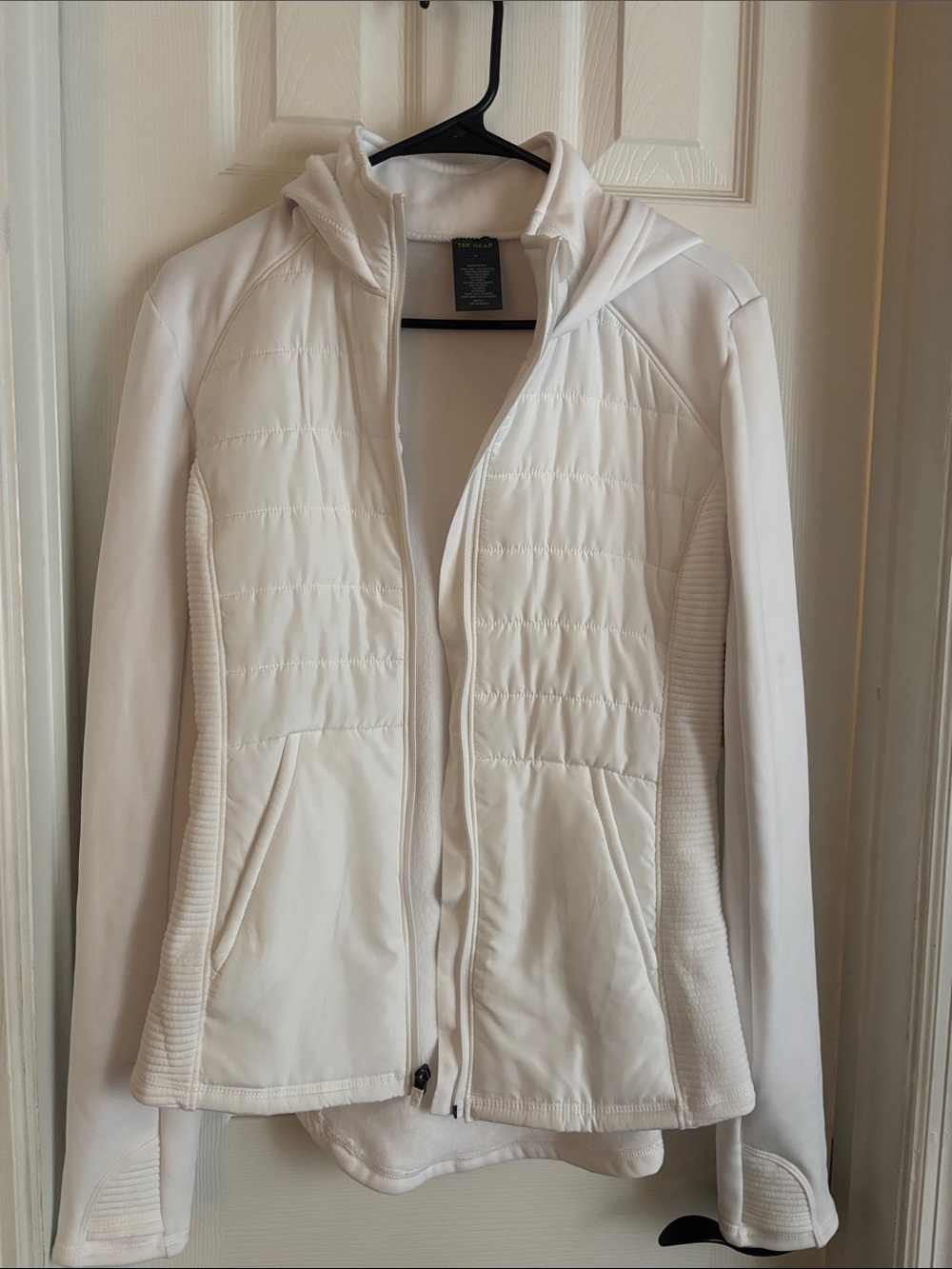 Women’s Lightweight White Quilted Hooded Jacket